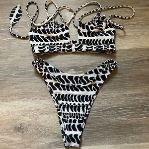 Benoa hebrew cone set!